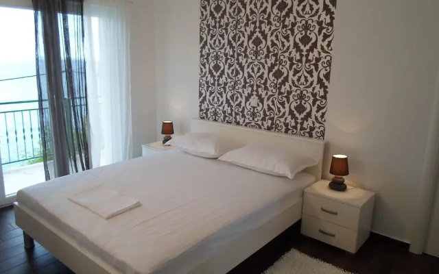 House Karlo Apartments
