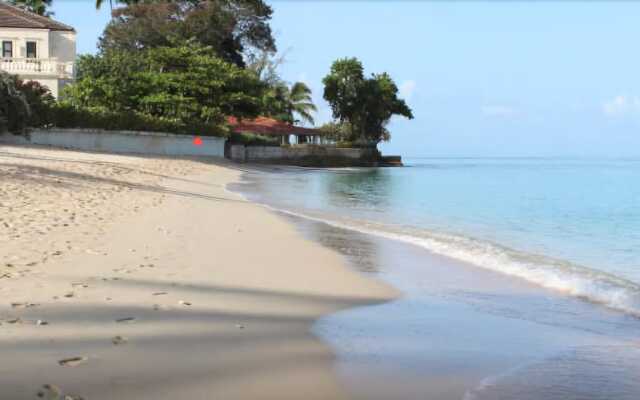 Glitter Bay Suites