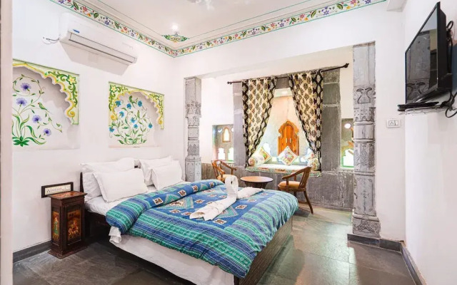 Lassi Guest House