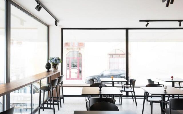 Alkamuri Posh Hotel Spa 109 Suite Superior