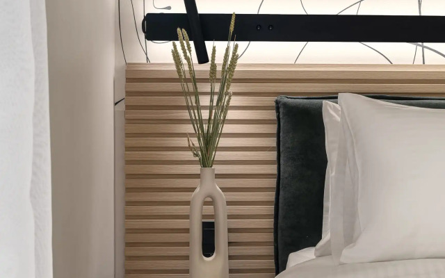 Phalerus Suites