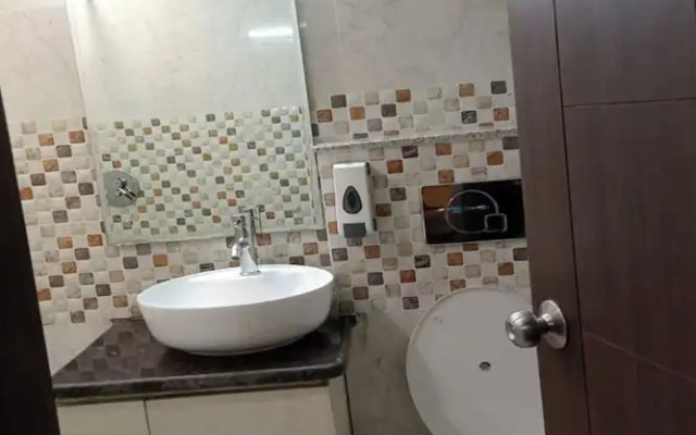 Hotel Aravali Inn