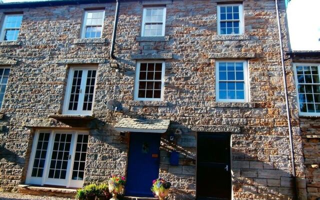 Riverside Bed & Breakfast