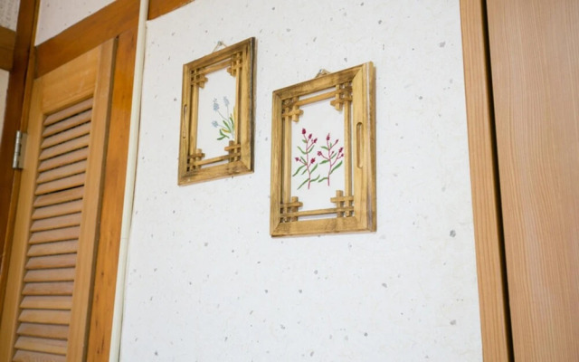 Jeonju Tteulanchae Hanok Stay