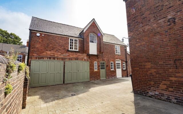 The Olde Coach House