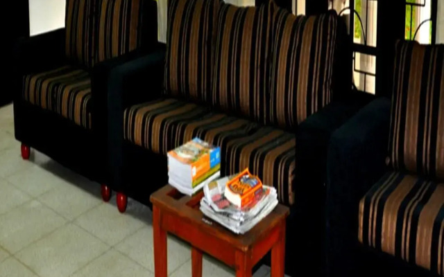 Trans Air Port Inn