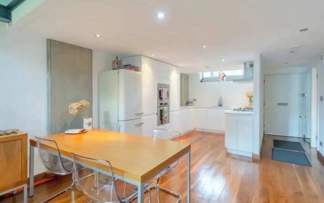 Incredible 2BD Loft by Regents Canal - Haggerston