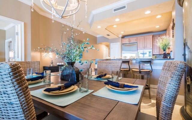 Villa Coyaba by 360 Blue