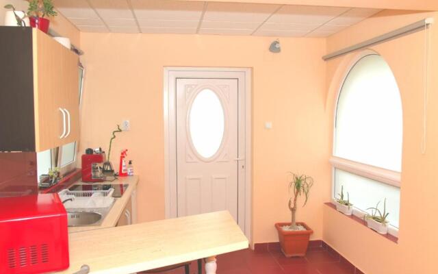 yox apartment 5