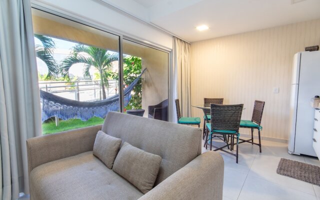 Lindo Flat de Frente para a Piscina