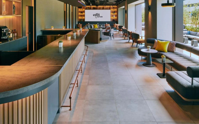 edit x seven FUJI GOTEMBA – Lobby – Gotemba
