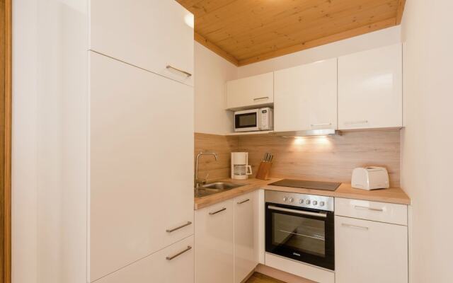 Cozy Apartment in Neukirchen am Großvenediger With Parking