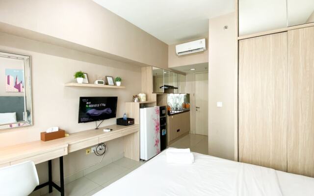Studio Springlake Summarecon Bekasi Apartment Near Shopping Mall