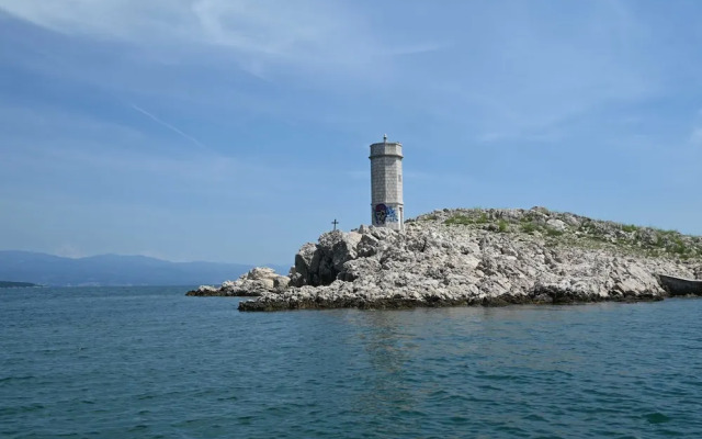 Charming And Comfortable Apartment Dramalj