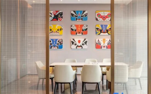 Minimax Shimao Hotel (Chengdu Longquanyi Shimao Plaza)