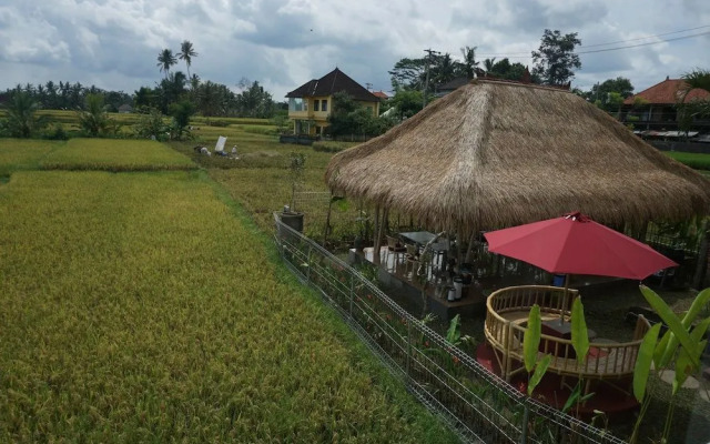 Kubu Sari Guest House Ubud