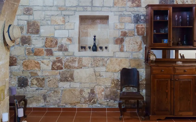 Traditional Cretan Stone House 2