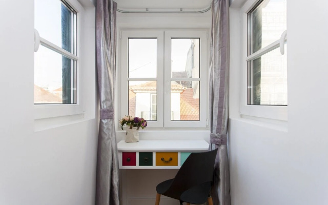 Santa Justa Suite by Homing