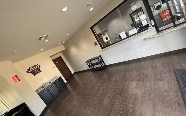 Regency INN & Suites