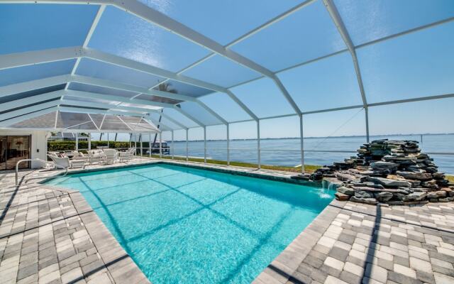 Grand Riverfront - Roelens Vacations