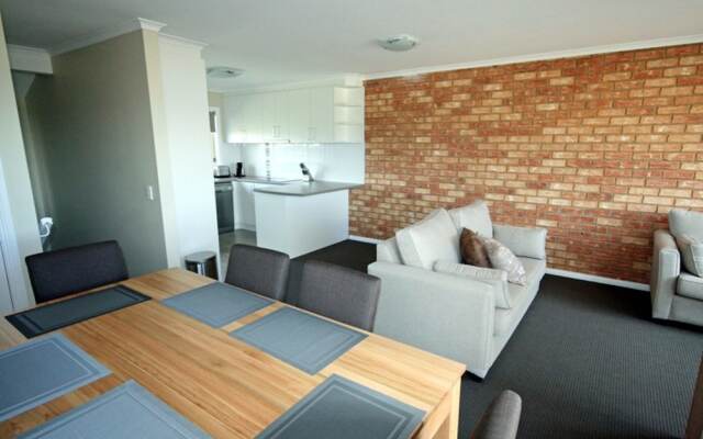 Beloka 9 - Overlooking Lake Jindabyne