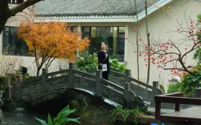 Phoenix Xueqingji Humanity Banshan Homestay (Phoenix Ancient City Branch)