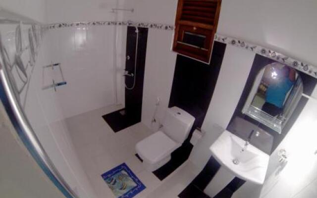 Sanda Hiru Guest  Hostel