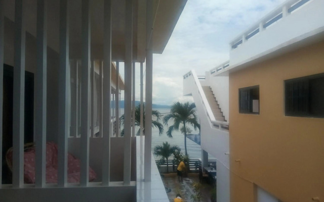 Seashore Beach Resort