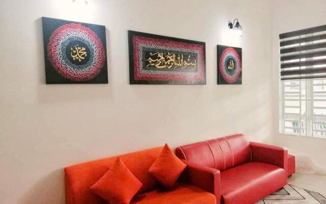 Nur Zahra Sungkai Homestay