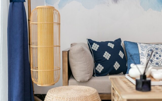 Locals Boutique Apartment Huafa Plaza 26