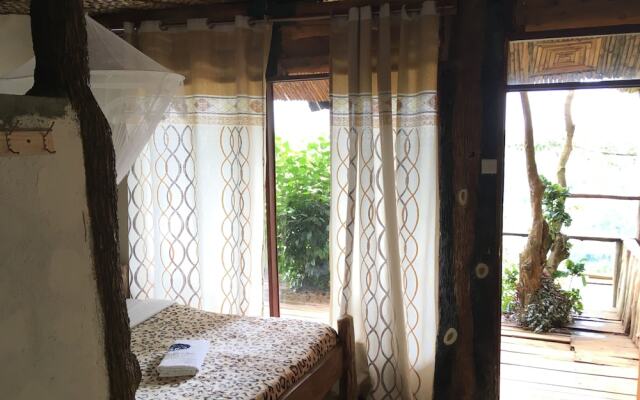 Sipi Falls lodge