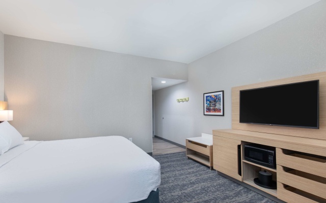 Hampton Inn Albertville