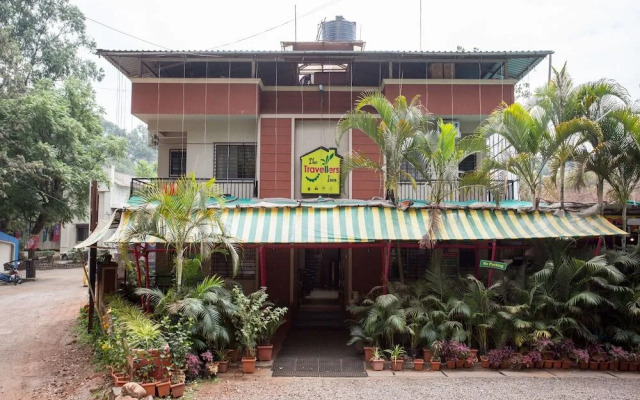 OYO 12260 Traveler's inn