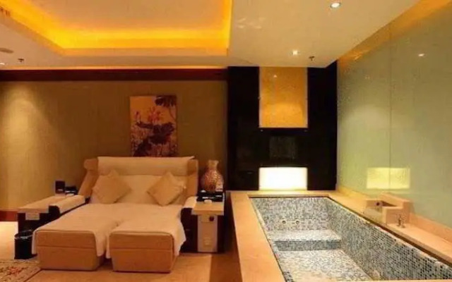 Nanjing New Century Hotel