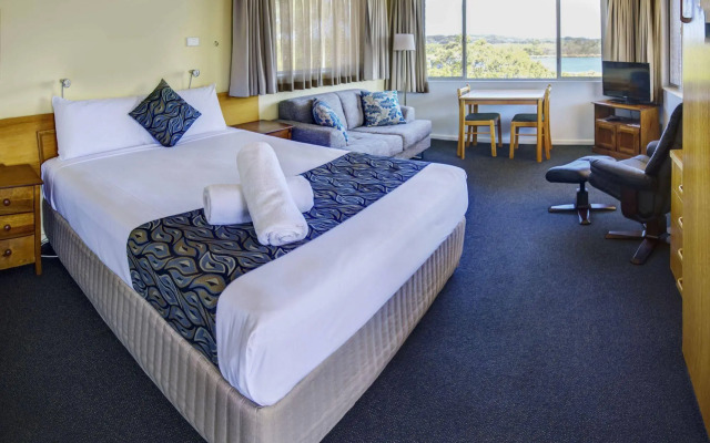 Haven Waters Motel & Apartments