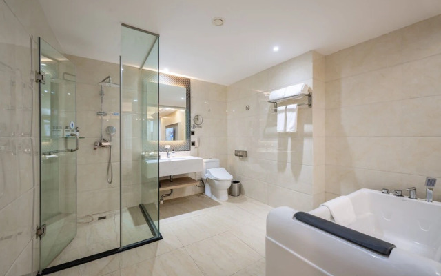 Holiday Inn Express Chengdu Tianfu Square by IHG