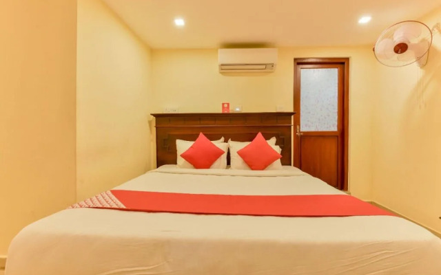 Malabar Plaza Residency by OYO