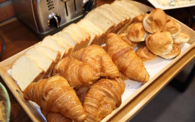 Hotel MIDO Myeongdong