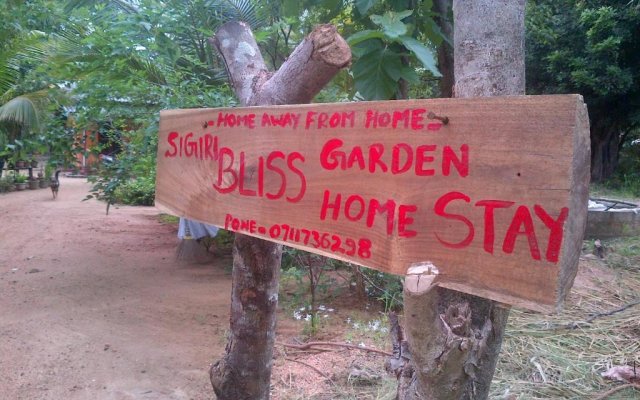 Sigiri Bliss Garden Home Stay
