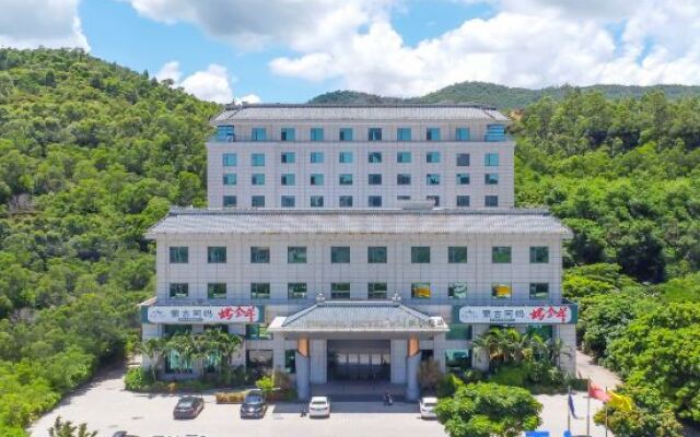 Yinhua Business Hotel (Zhuhai International Convention Center)
