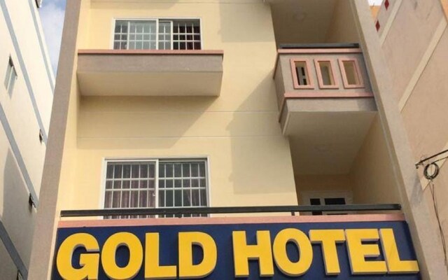 Gold Hotel