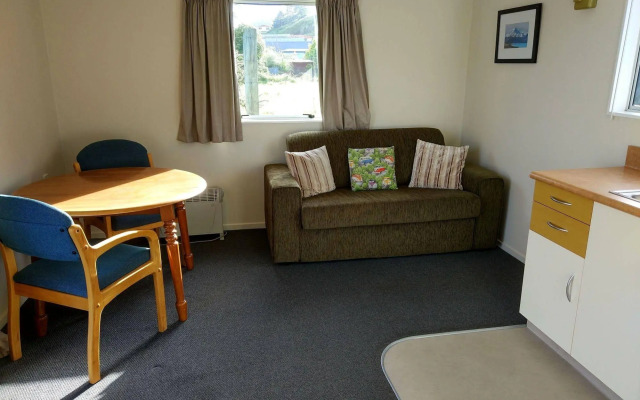 Waikawa Bay Holiday Park