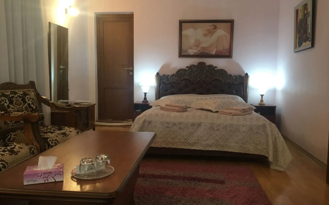 Casanova Inn