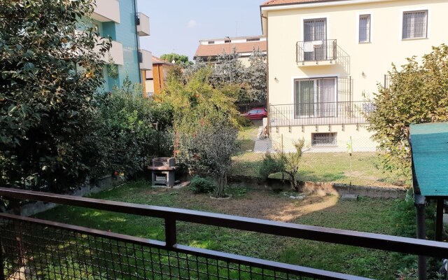 Comfortable Apartment in Residential Area