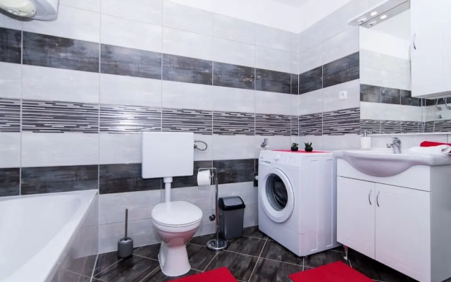 Ivica - Garden Terrace - A2