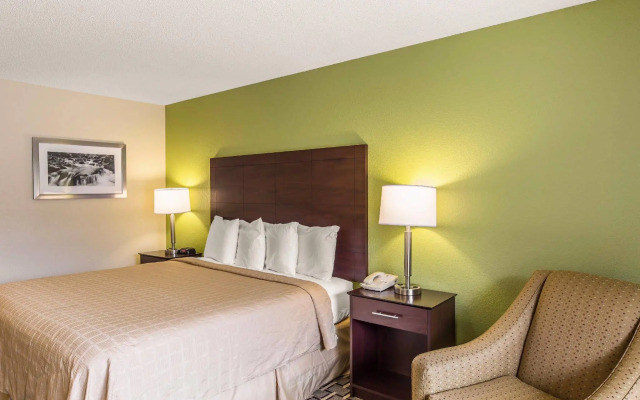 Quality Inn Cherokee Riverside