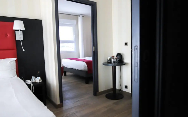 Logis Hôtel Saint-Guirec et de la Plage