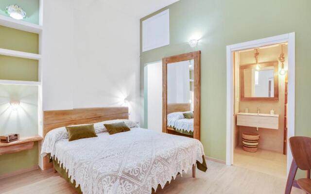 MADAME BARI' Suite Apt in the heart of Bari