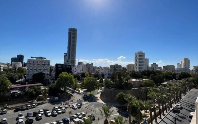 Nicosia City Centre Sky Views Apartment