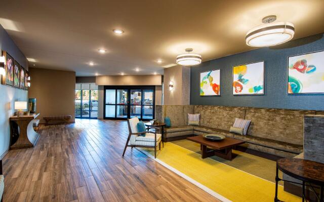 Hampton Inn & Suites Keller Town Center